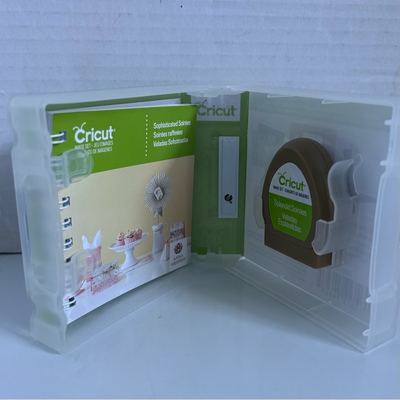 Cricut Anna Griffin Sophisticated Soirées shapes - Picture 5 of 9